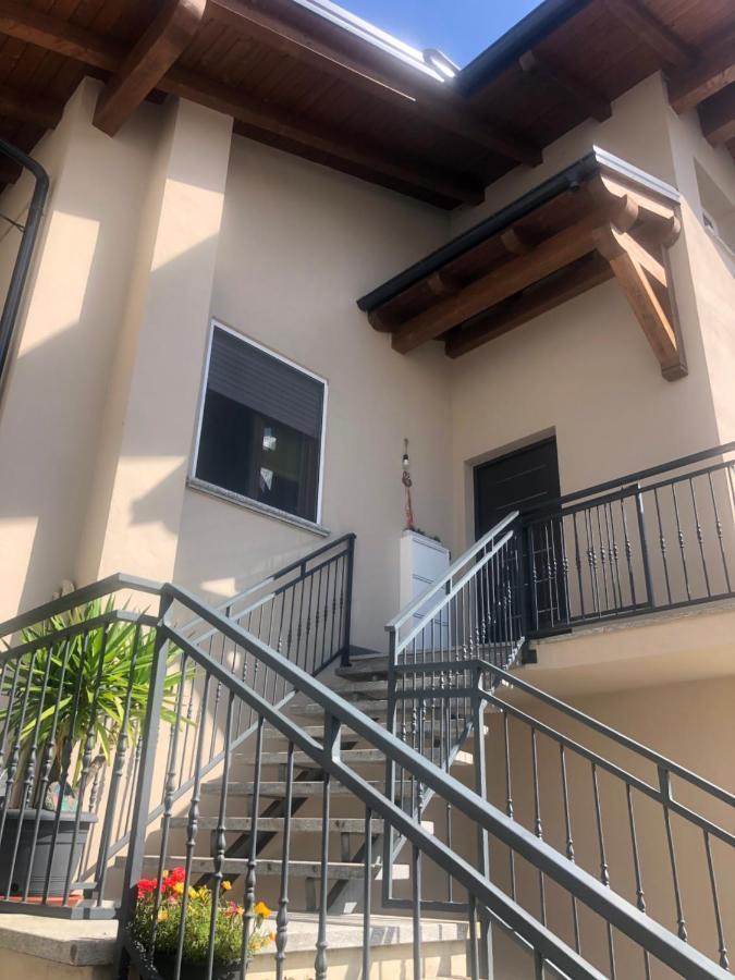 "La Bella Della Cappuccina" Casa Con Parcheggio Interno Gratuito Appartement Domodossola Buitenkant foto