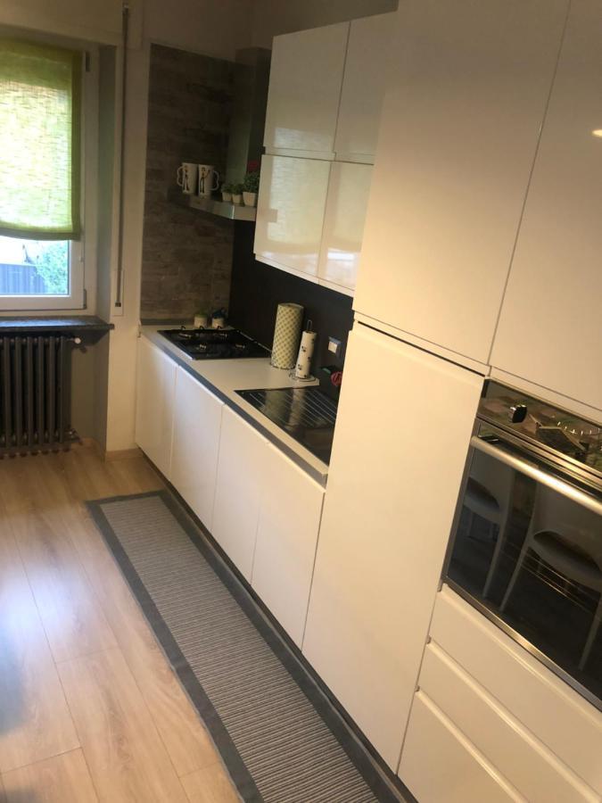 "La Bella Della Cappuccina" Casa Con Parcheggio Interno Gratuito Appartement Domodossola Buitenkant foto