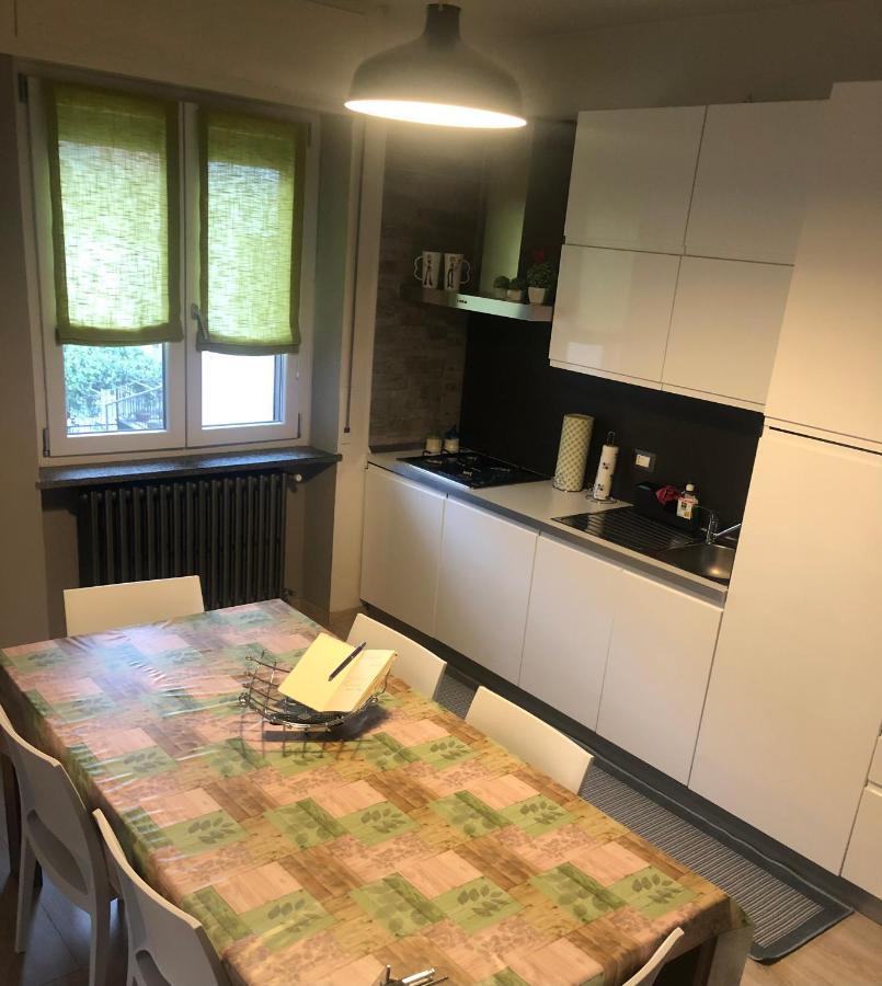 "La Bella Della Cappuccina" Casa Con Parcheggio Interno Gratuito Appartement Domodossola Buitenkant foto