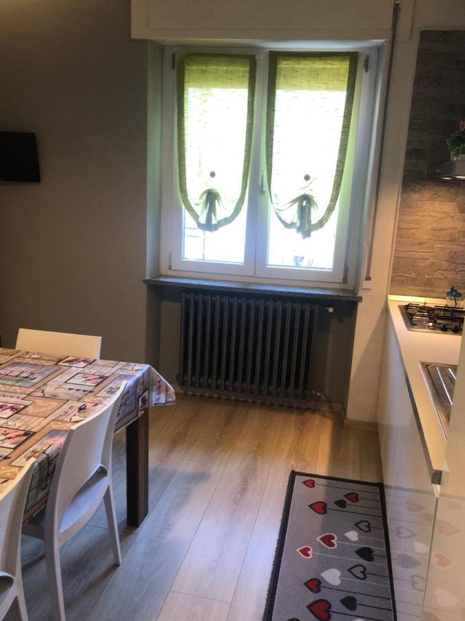 "La Bella Della Cappuccina" Casa Con Parcheggio Interno Gratuito Appartement Domodossola Buitenkant foto