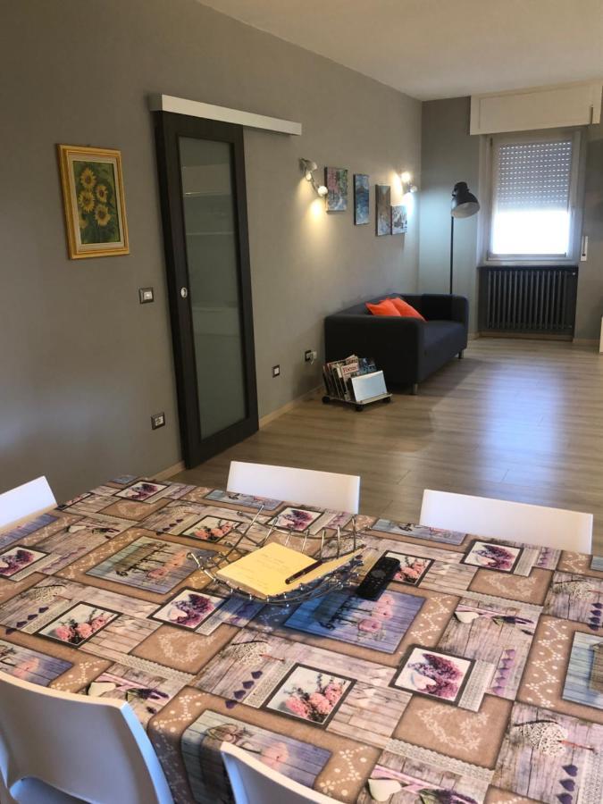 "La Bella Della Cappuccina" Casa Con Parcheggio Interno Gratuito Appartement Domodossola Buitenkant foto